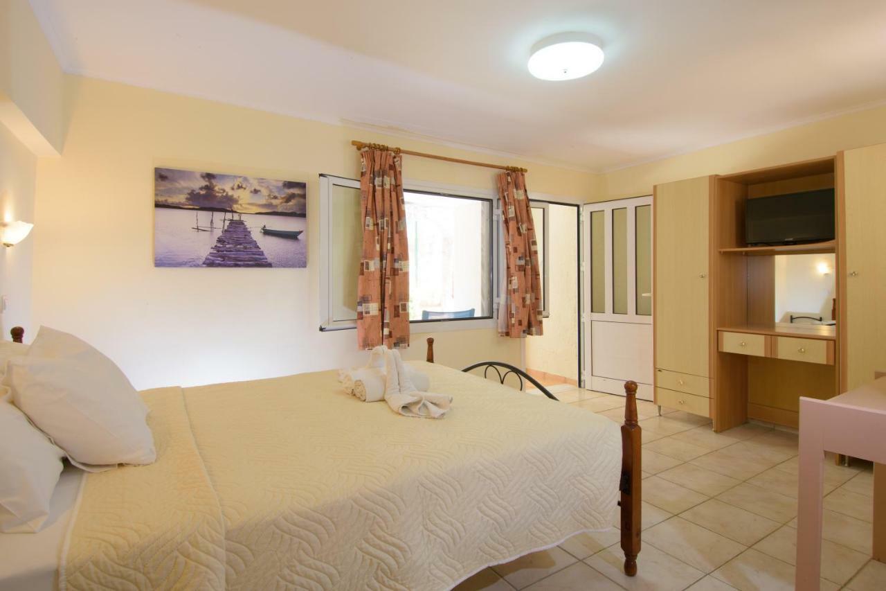 Ammoudara Beach Hotel Apartments Amoudara  Esterno foto