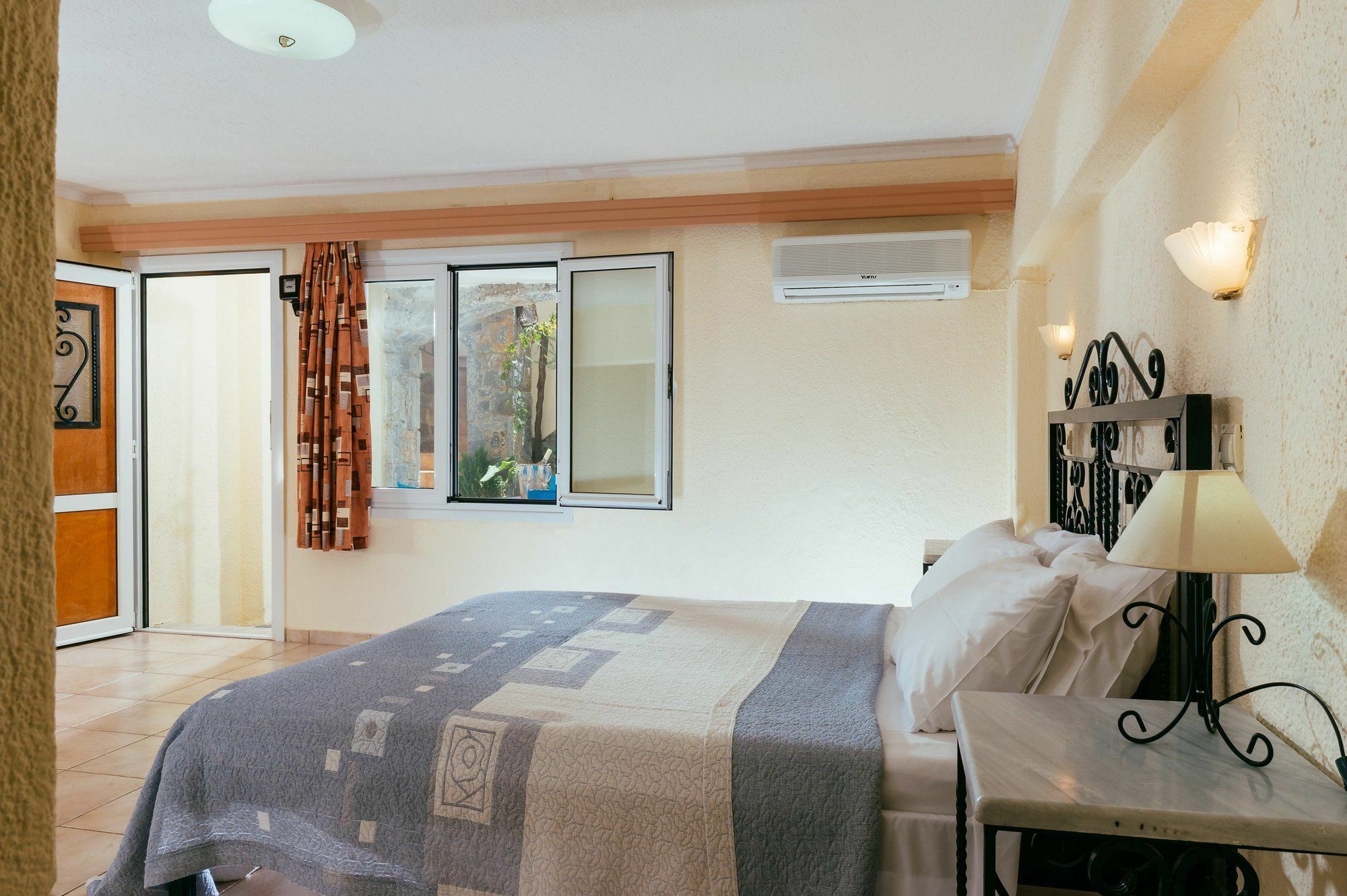 Ammoudara Beach Hotel Apartments Amoudara  Esterno foto